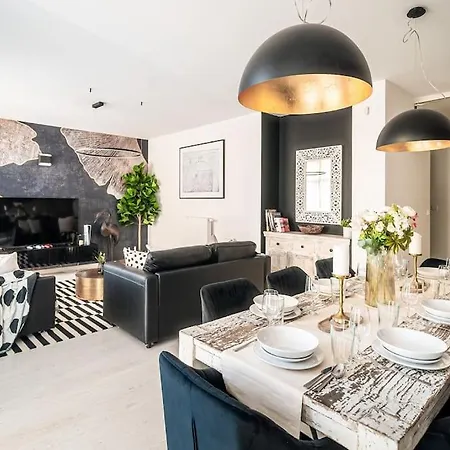 4br & 2,5bath Heritage Panorama With Terrace Apartment