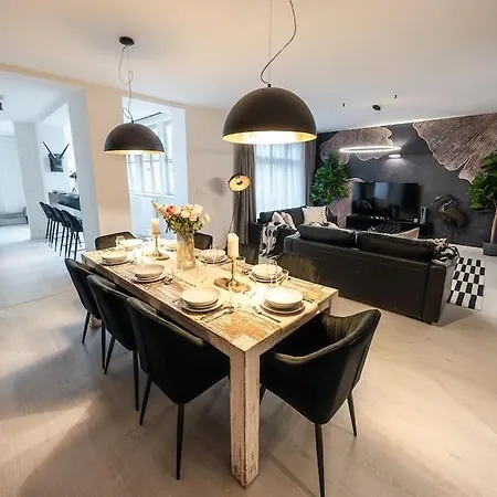 4br & 2,5bath Heritage Panorama With Terrace Apartment *