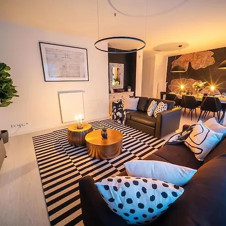 4br & 2,5bath Heritage Panorama With Terrace Apartment